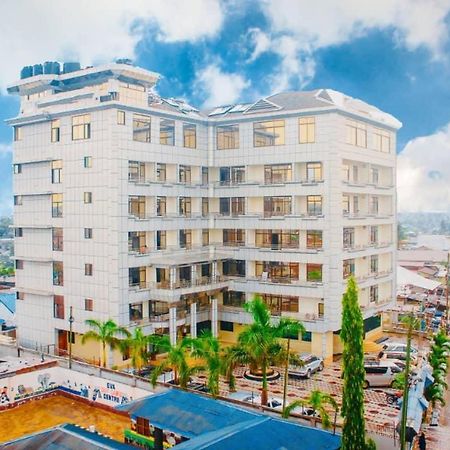 Nefaland Hotel Dar-es-Salaam Eksteriør bilde